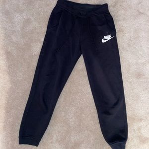 NIKE unisex black jogger sweatpants